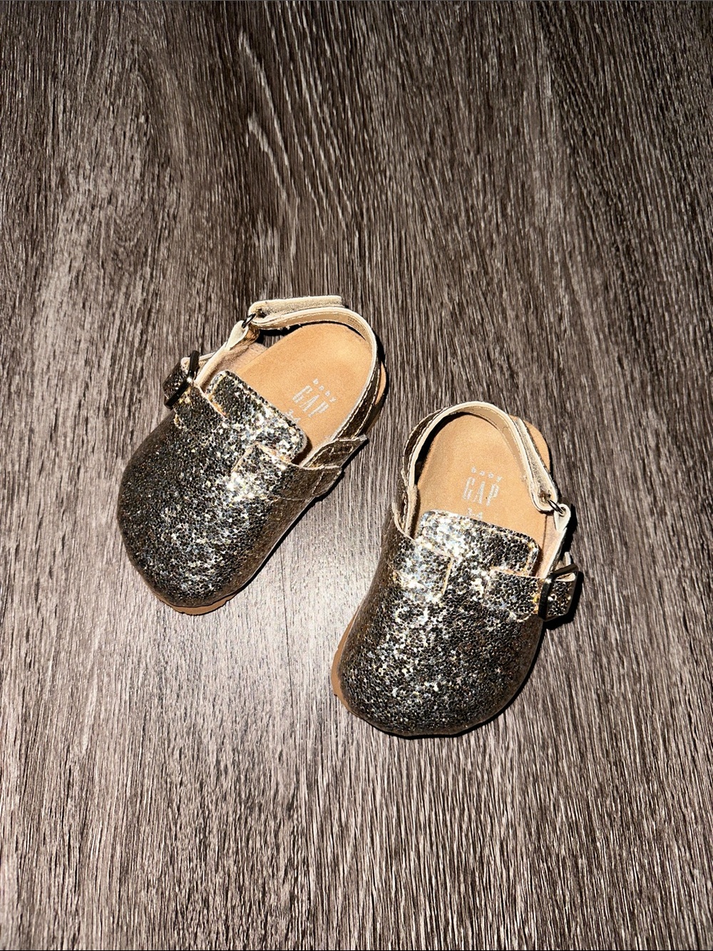 GAP Gold Glitter Baby Mary Jane Shoes with Buckle